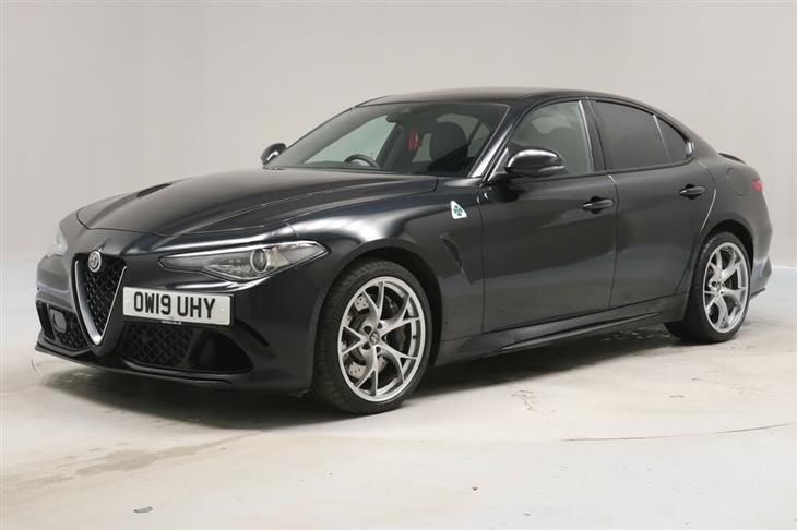 Alfa Romeo Giulia Quadrifoglio cars for sale | PistonHeads UK