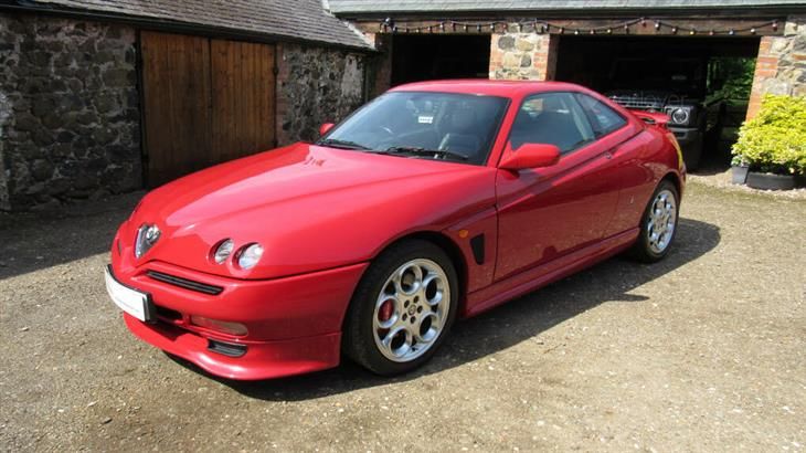 Alfa Romeo GTV