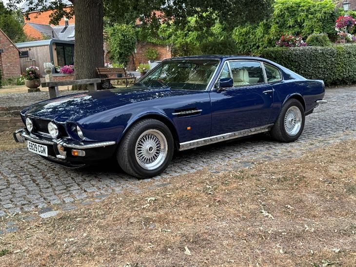 Aston Martin V8 Saloon EFI