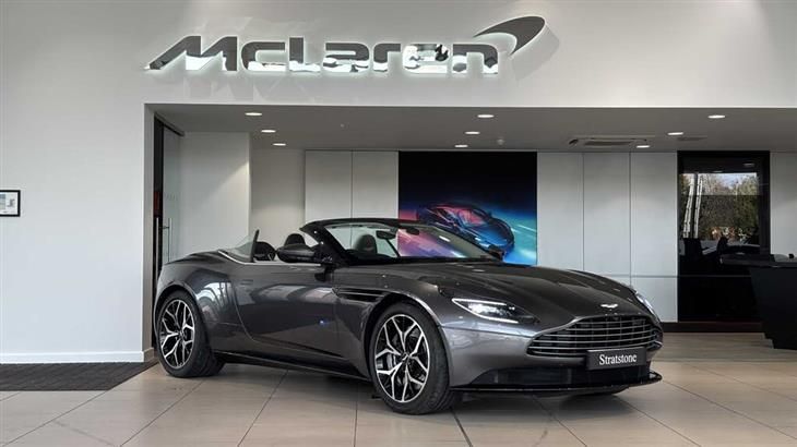 Aston Martin DB11 Volante