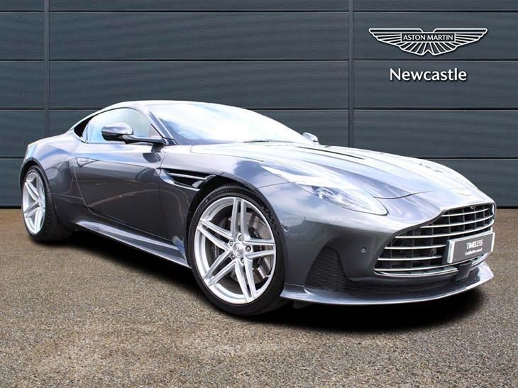 Aston Martin DB12