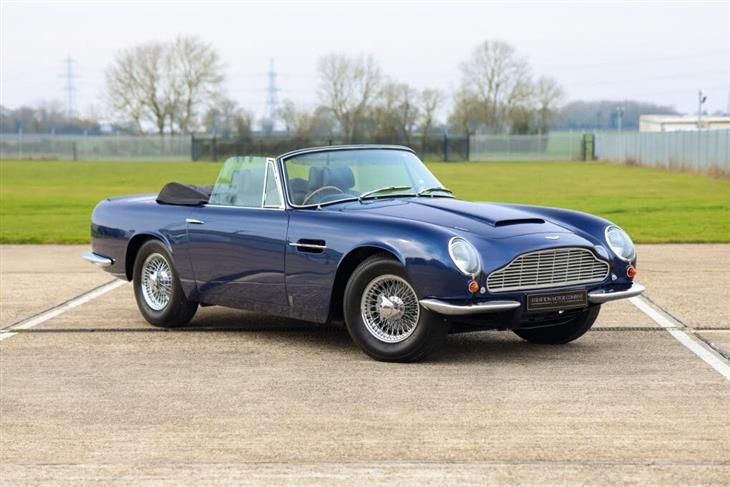 Aston Martin DB6 