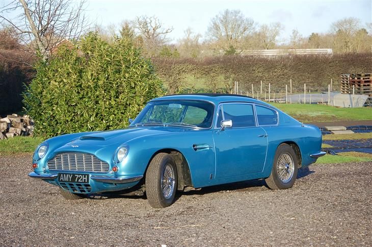 Aston Martin DB6