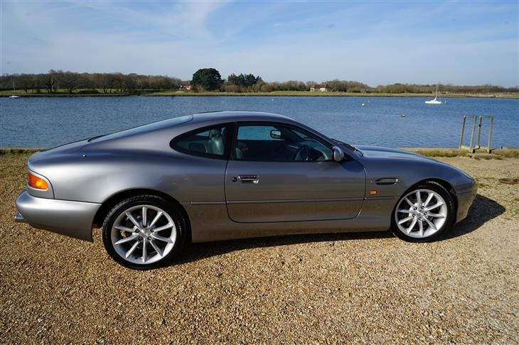 IMMACULATE MANUAL V12 DB7