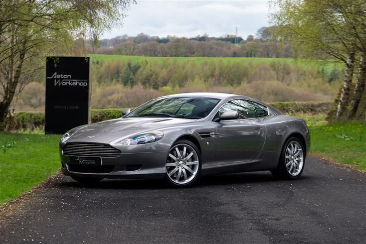 Aston Martin DB9
