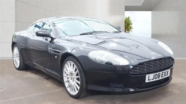 Aston Martin DB9