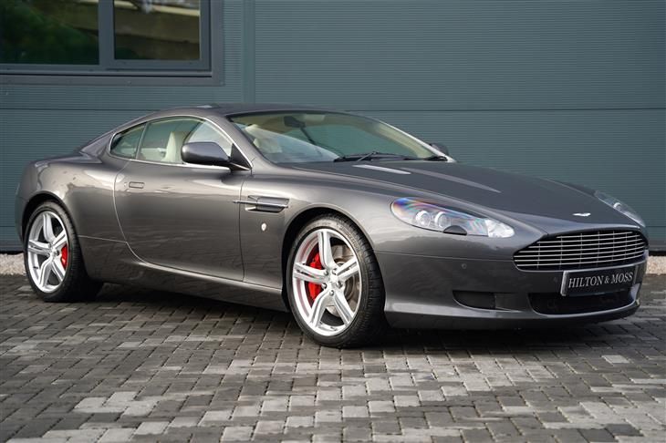 Aston Martin DB9