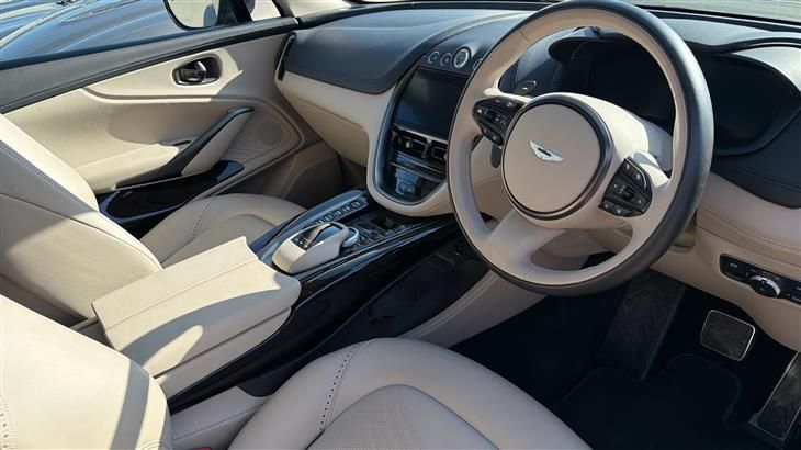 Aston Martin DBX Aston Martin DBX V8 550 5dr Touchtronic — миниатюра 3