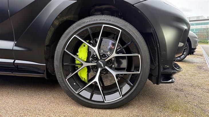 Aston Martin DBX Aston Martin DBX V8 DBX707 5dr Touchtronic — миниатюра 4