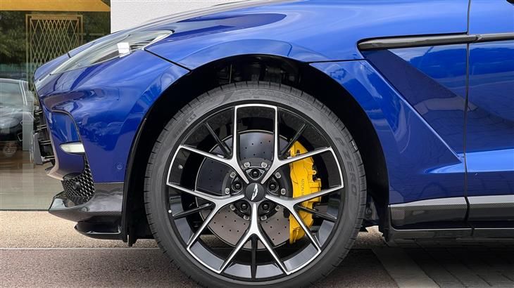 Aston Martin DBX Aston Martin DBX V8 DBX707 5dr Touchtronic — миниатюра 4