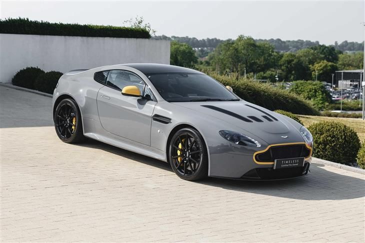 Aston Martin V12 Vantage S Coupe 6.0 V12 S Coupe 2dr Petrol Manual Euro 6 (565 bhp)