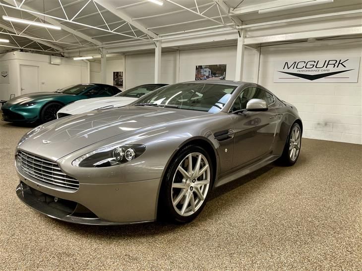 2013 ASTON MARTIN VANTAGE S V8 ** ONLY 13,300 MILES AND GREAT SPEC ** FOR SALE
