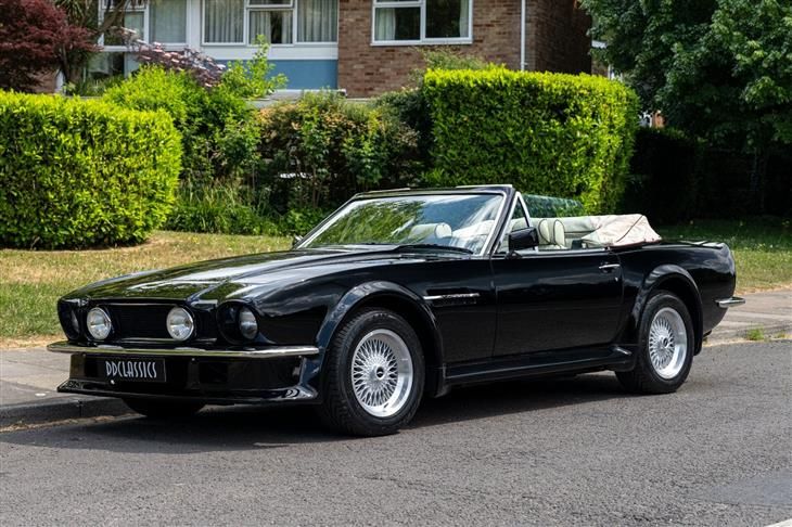 Aston Martin V8 Vantage Volante