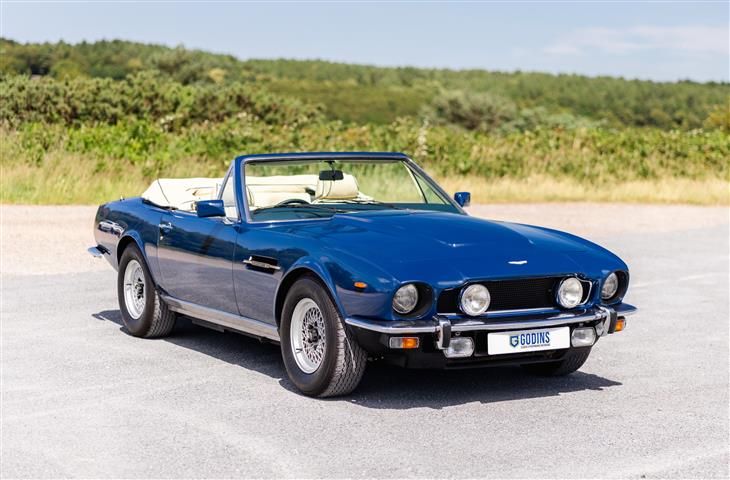 Aston Martin VOLANTE