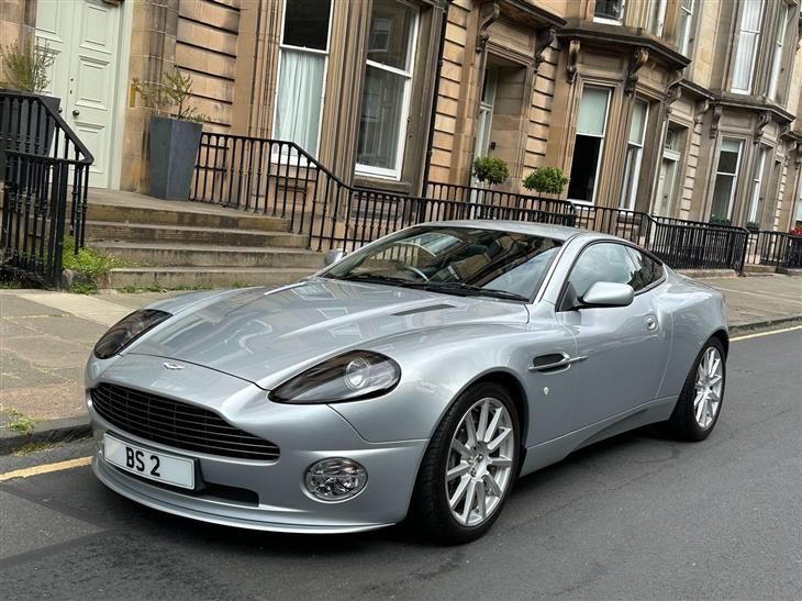 Aston Martin Vanquish