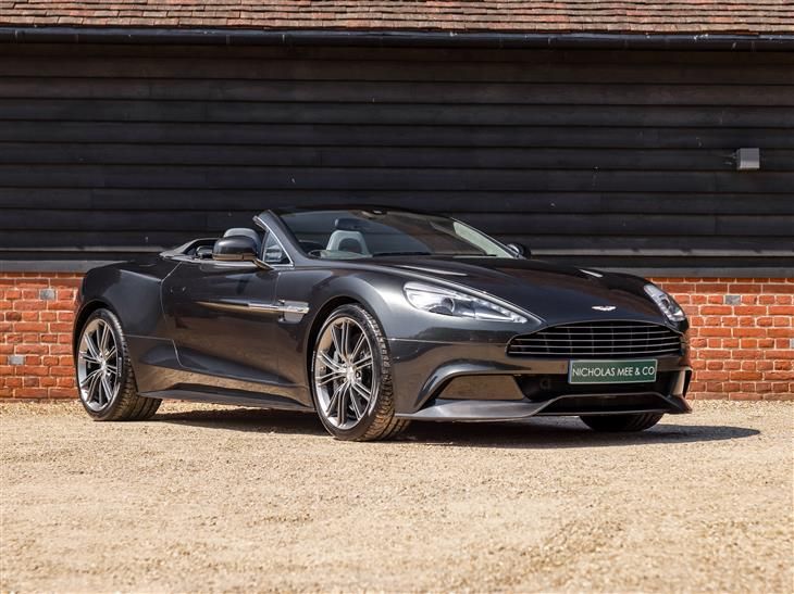 2015 Aston Martin Vanquish Volante (8 speed)
