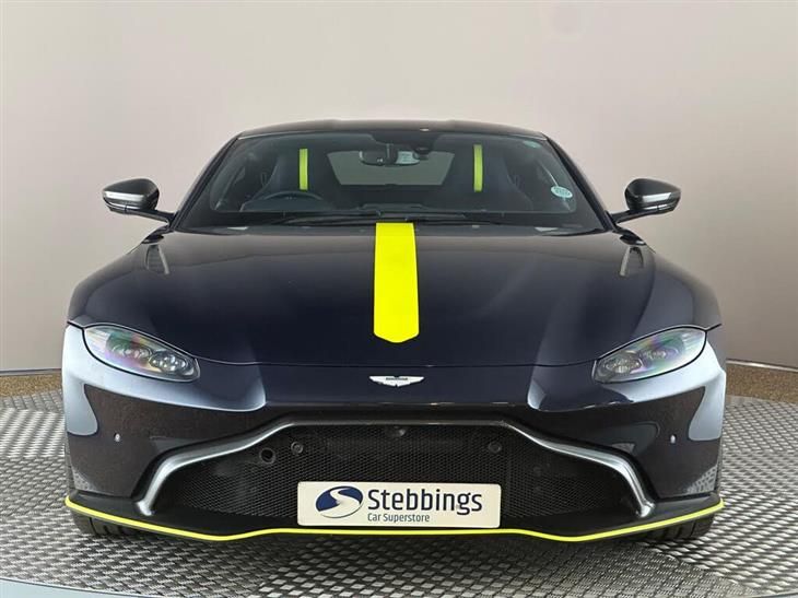 Aston Martin V8 Vantage AMR PRO Aston Martin Vantage 4.0 V8 AMR Hero Euro 6 2dr — миниатюра 2