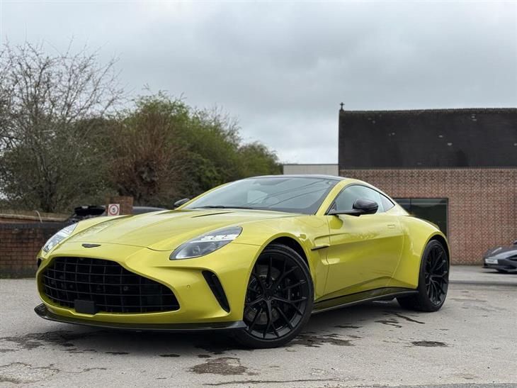 Aston Martin V8 Vantage Coupe Aston Martin Vantage — миниатюра 1