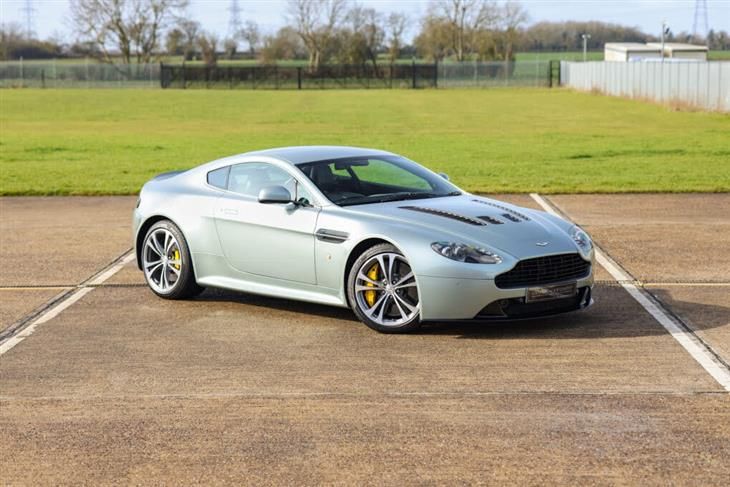 Aston Martin Vantage V12
