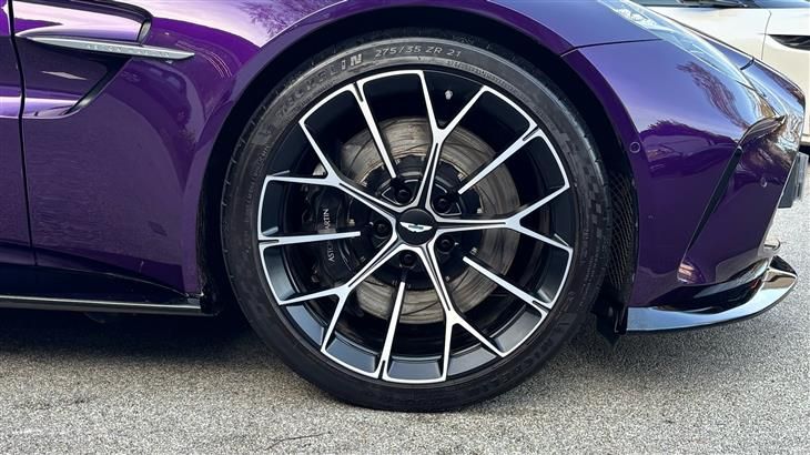 Aston Martin V8 Vantage Coupe Aston Martin Vantage V8 2dr Auto — миниатюра 4