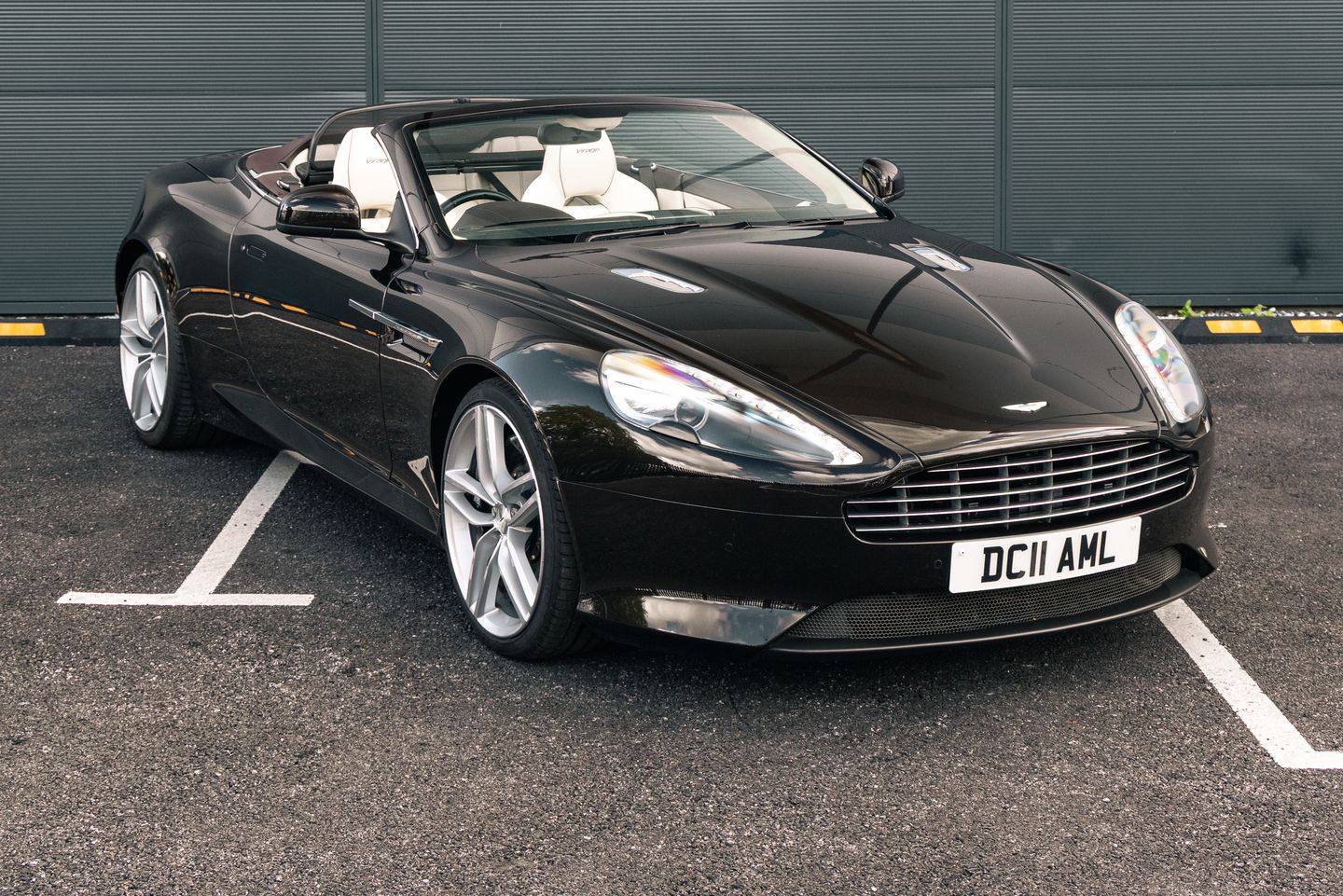 2011 Aston Martin Virage Volante
