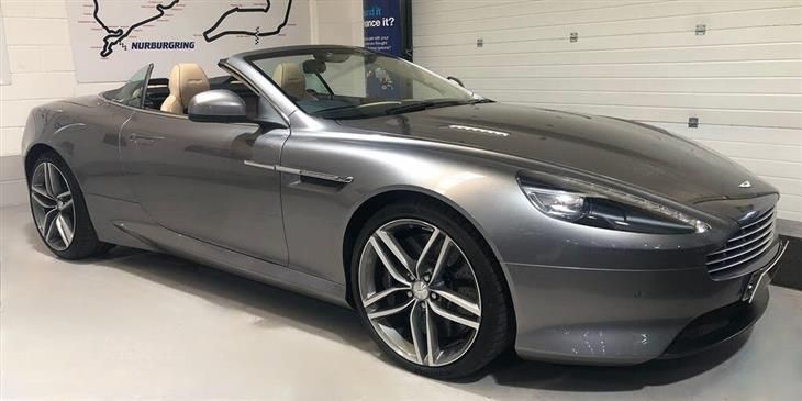 Aston Martin Virage 