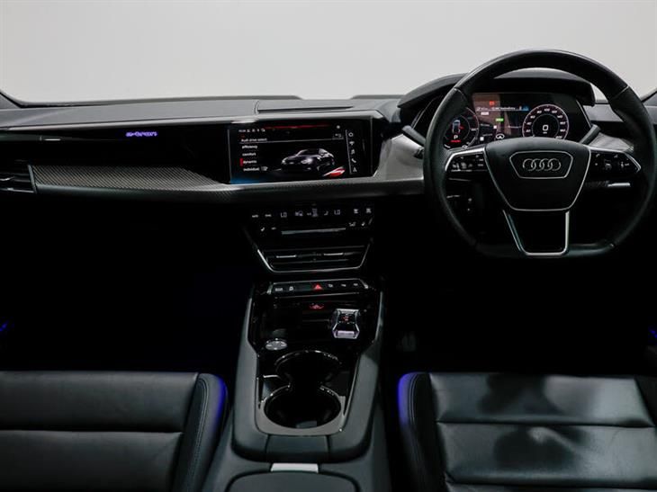 Audi e-tron Audi E-Tron GT 390kW Quattro 93kWh 4dr Auto [C+S] — миниатюра 3