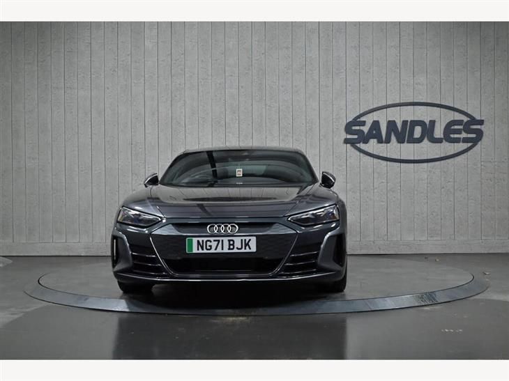 Audi e-tron Audi E-Tron GT 93.4kWh Auto quattro 4dr — миниатюра 4