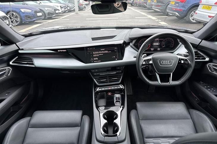 Audi e-tron Audi E-Tron GT 93.4kWh Saloon 4dr Electric Auto quattro (476 ps) — миниатюра 3