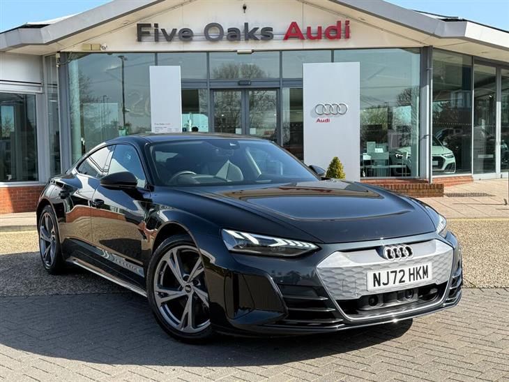 Audi e-tron Audi E-Tron GT 93.4kWh Saloon 4dr Electric Auto quattro (476 ps) — миниатюра 1