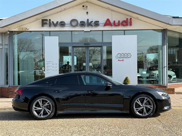 Audi e-tron Audi E-Tron GT 93.4kWh Saloon 4dr Electric Auto quattro (476 ps) — миниатюра 2