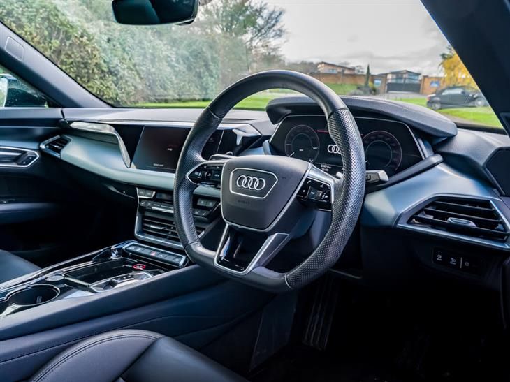 Audi e-tron Audi E-Tron GT e-tron GT Quattro — миниатюра 2