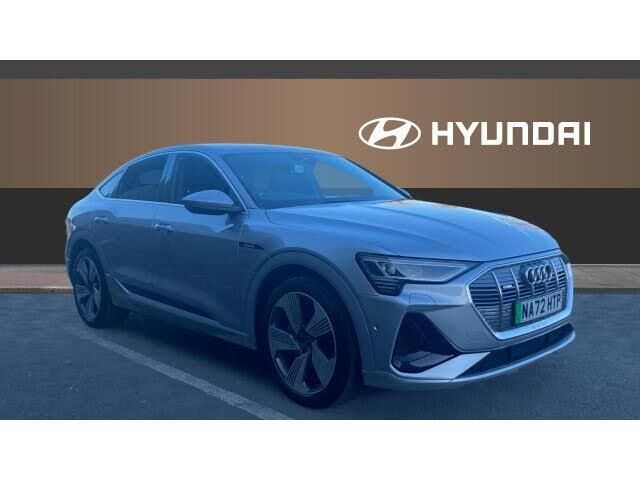 Audi e-tron Audi E-Tron 300kW 55 Quattro 95kWh S Line 5dr Auto Electric Hatchback — миниатюра 1