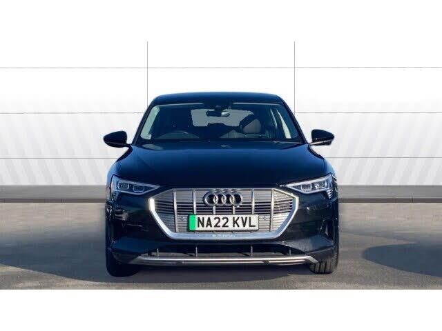 Audi e-tron Audi E-Tron 300kW 55 Quattro 95kWh Technik 5dr Auto Electric Estate — миниатюра 3