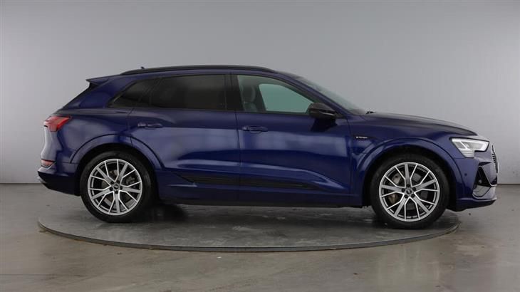 Audi e-tron Audi E-Tron 50 Black Edition Auto quattro 5-door 71.2kWh (11kW Charger) — миниатюра 4