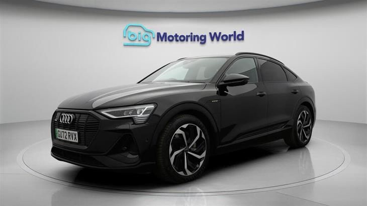 Audi e-tron Audi E-Tron 50 Black Edition Sportback 5dr Electric Auto quattro 71.2kWh (11kW Charger) (313 ps) — миниатюра 4