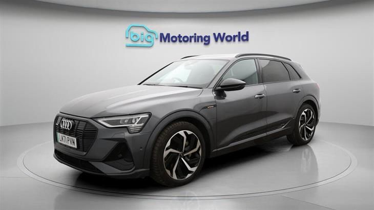 Audi e-tron Audi E-Tron 50 Black Edition SUV 5dr Electric Auto quattro 71.2kWh (11kW Charger) (313 ps) — миниатюра 4
