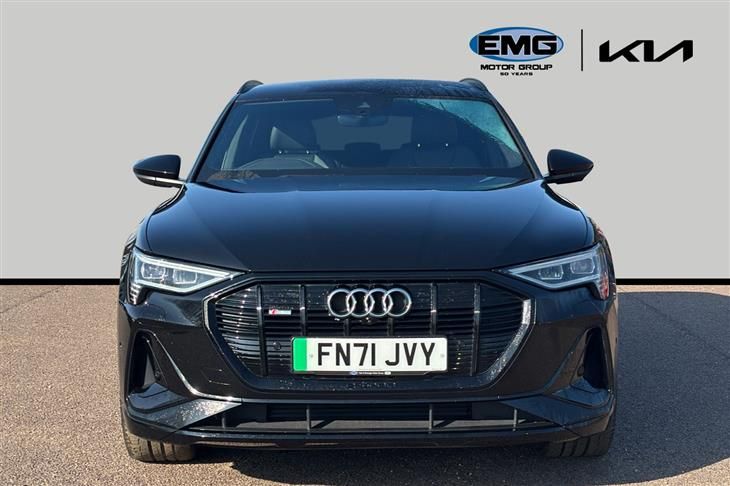 Audi e-tron Audi E-Tron 50 Black Edition Suv 5dr Electric Auto Quattro 71.2kwh (11kw Charger) (313 Ps) — миниатюра 2