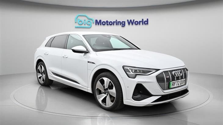 Audi e-tron Audi E-Tron 50 S line SUV 5dr Electric Auto quattro 71.2kWh (11kW Charger) (313 ps) — миниатюра 2