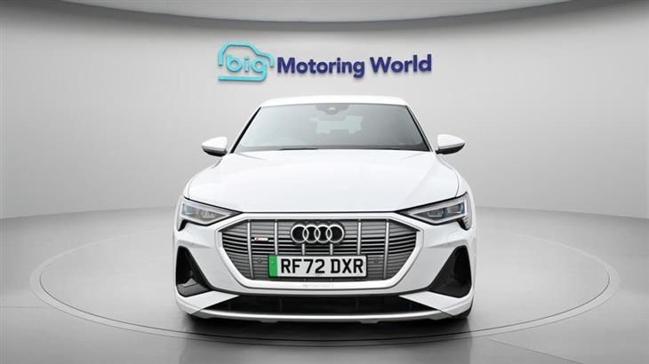 Audi e-tron Audi E-Tron 50 S line SUV 5dr Electric Auto quattro 71.2kWh (11kW Charger) (313 ps) — миниатюра 3