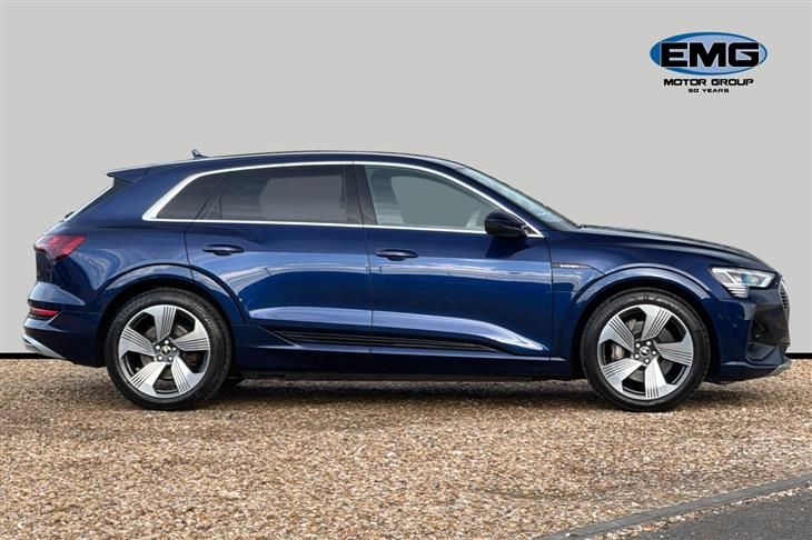 Audi e-tron Audi E-Tron 50 S Line Suv 5dr Electric Auto Quattro 71.2kwh (11kw Charger) (313 Ps) — миниатюра 4