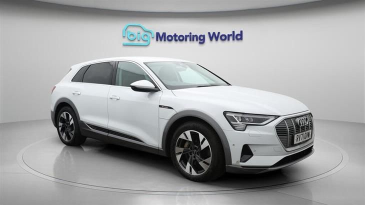 Audi e-tron Audi E-Tron 50 Sport SUV 5dr Electric Auto quattro 71.2kWh (11kW Charger) (313 ps) — миниатюра 2