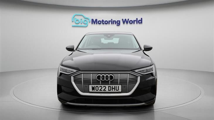 Audi e-tron Audi E-Tron 50 Technik Sportback 5dr Electric Auto quattro 71.2kWh (11kW Charger) (313 ps) — миниатюра 3