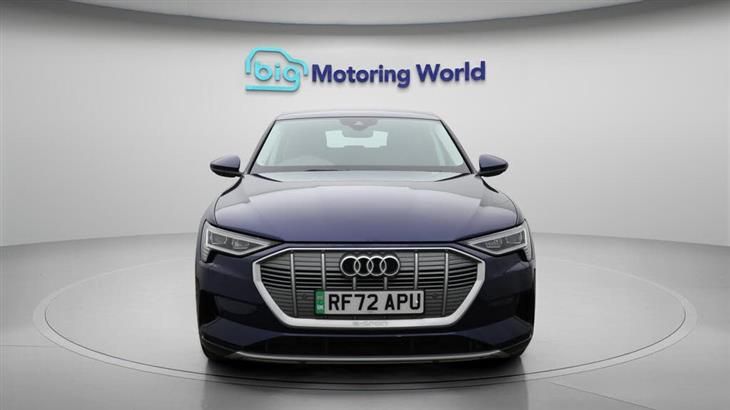 Audi e-tron Audi E-Tron 50 Technik SUV 5dr Electric Auto quattro 71.2kWh (11kW Charger) (313 ps) — миниатюра 3