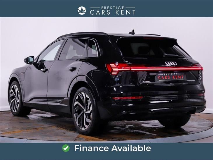 Audi e-tron Audi E-Tron 55 Black Edition SUV 5dr Electric Auto quattro 95kWh (11kW Charger) (408 ps) — миниатюра 3
