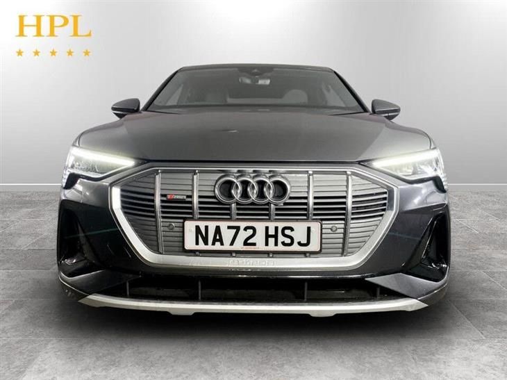 Audi e-tron Audi E-Tron 55 S line Sportback 5dr Electric Auto quattro 95kWh (11kW Charger) (408 ps) — миниатюра 2