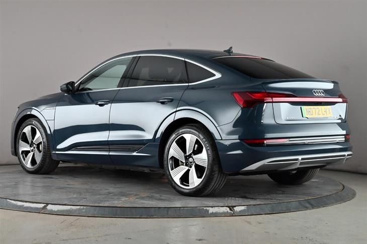 Audi e-tron Audi E-Tron 55 S Line Sportback 5dr Electric Auto Quattro 95kwh (11kw Charger) (408 Ps) — миниатюра 4