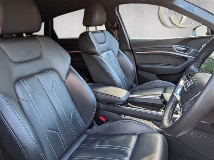 Audi e-tron Audi E-Tron 55 S line Sportback Auto quattro 5dr 95kWh — миниатюра 2