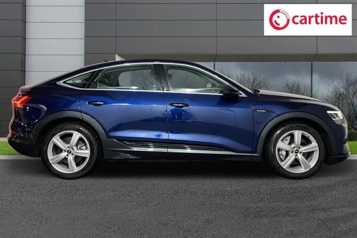 Audi e-tron Audi E-Tron 55 Technik Sportback 5dr Electric Auto quattro 95kWh (11kW Charger) (408 ps) MMI Navigation, Rear View Camera, Led L — миниатюра 2