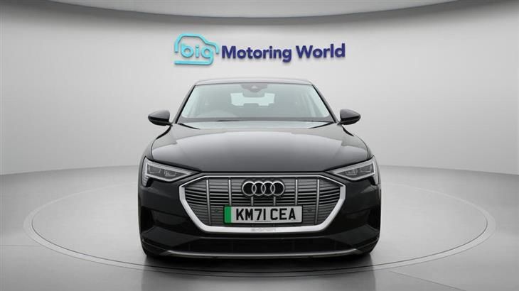 Audi e-tron Audi E-Tron 55 Technik Sportback 5dr Electric Auto quattro 95kWh (11kW Charger) (408 ps) — миниатюра 3